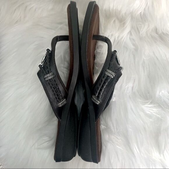 Rialto Comfort Brown Sandals. Size 6M - Picture 10 of 14